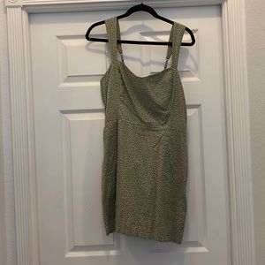 Like new Abercrombie and Fitch pocket mini dress with adjustable straps and zip